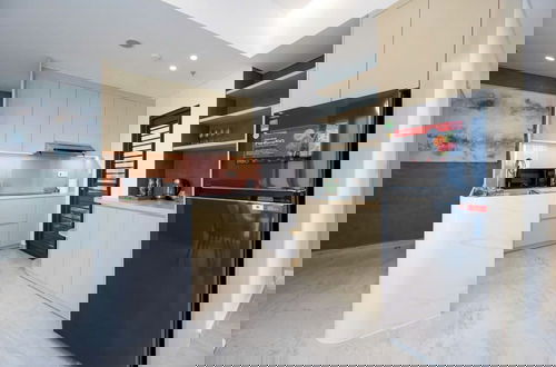 Photo 13 - CARDINAL COURT