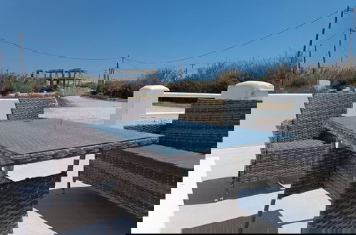 Foto 59 - Lemonia Suites With Outdoor BBQ Area