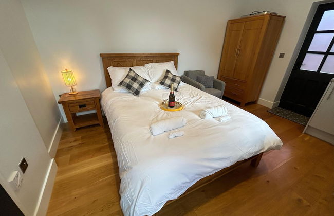 Romantic King Bed Countryside Couples Cabin - Foto 5