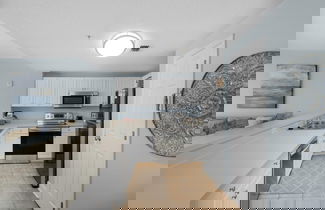 Foto 1 - Majestic Beach Towers 1-314