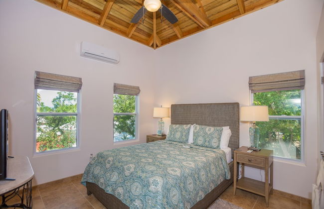 Tortuga Terrace-43 Lawson Rock 3 Bedroom Home by RedAwning - Photo 5