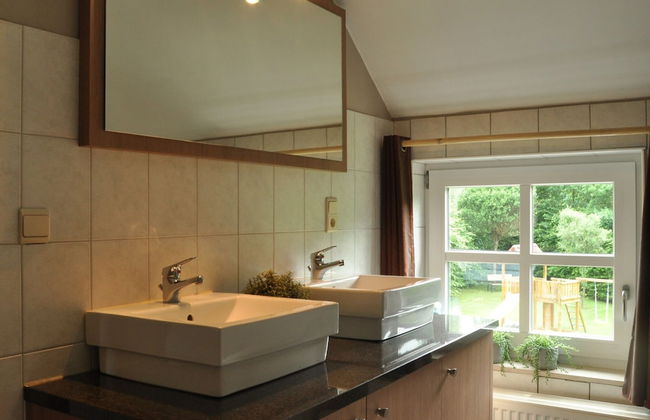 Nice Holiday Home in Bomal -durbuy With Garden - Foto 15