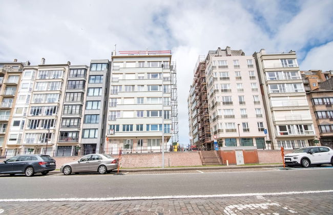 Snug Apartment in Wenduine near Sea - Photo 17