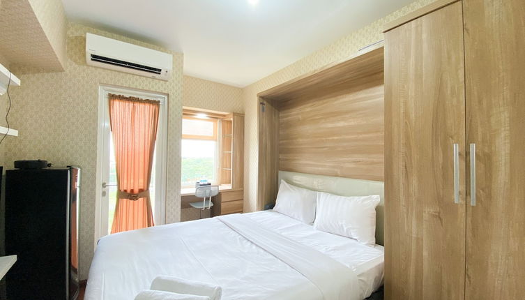 Photo 1 - Cozy Stay Studio Room At Springlake Summarecon Bekasi Apartment