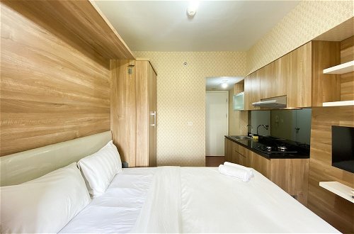 Photo 6 - Cozy Stay Studio Room At Springlake Summarecon Bekasi Apartment
