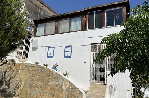 Foto 3 - House Close to Beach With a Sea View in Bodrum
