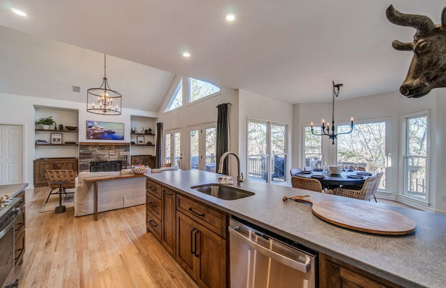 Luxury Mountain Home in Big Canoe! Golf / Lake / EV / Game Room! - Foto 19