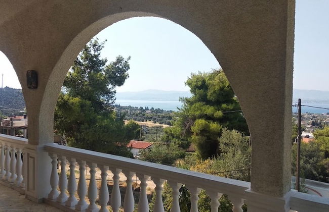 Enjoy Seclusion at Peaceful Mountain Apartment - Foto 1