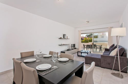 Foto 8 - Poolside Albufeira Apartment by Ideal Homes