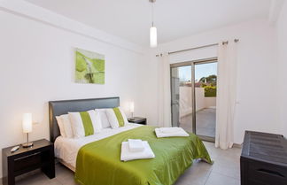 Foto 3 - Poolside Albufeira Apartment by Ideal Homes