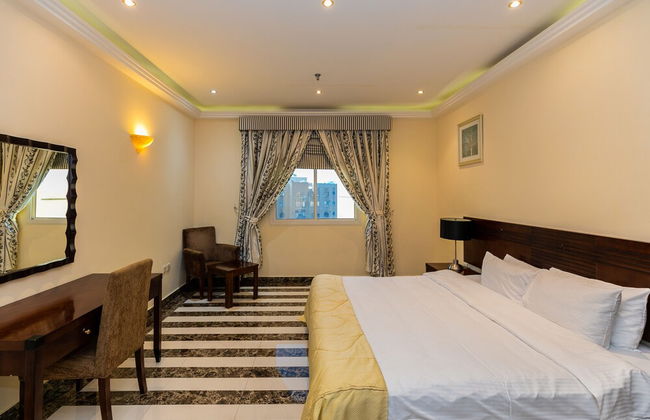 Royal Mirage Hotel and Apartments - Photo 20