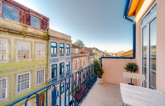 Photo 1 - Bonjardim City Flats - Relaxing Terrace