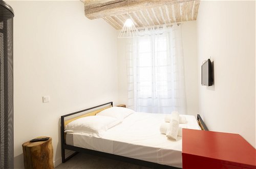 Photo 2 - Great brand new 1 bedroom apartment in the center of old Antibes