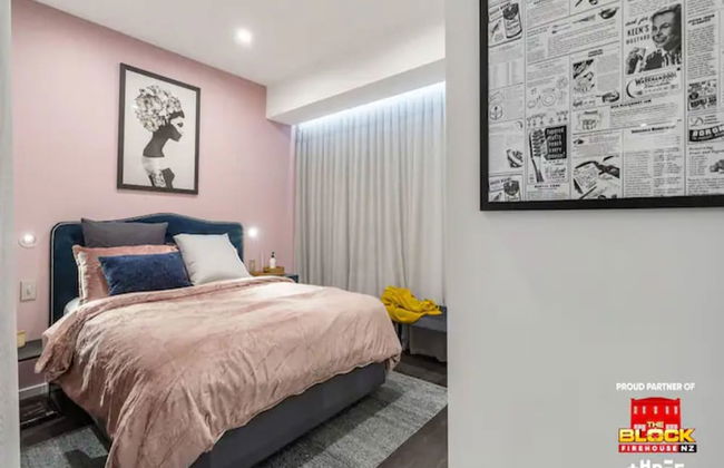 Awesome Apartment W/ Parking! - Photo 4