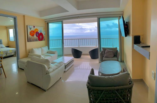 Foto 7 - Apartment of 2 Bedrooms With Balcony Facing the sea