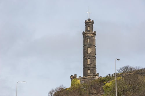 Photo 24 - 393 Delightful 2 Bedroom Apartment off the Royal Mile With Secure Parking