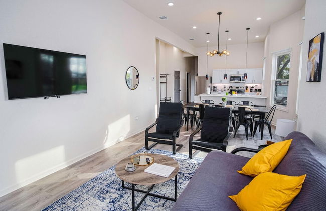 Magnificent 4BR Near Famous Riverwalk and Downtown - Foto 4
