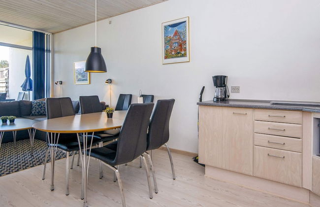 4 Person Holiday Home in Glesborg - Foto 26