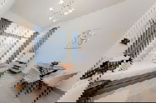Foto 2 - New Stylish Studio in Azizi Riviera