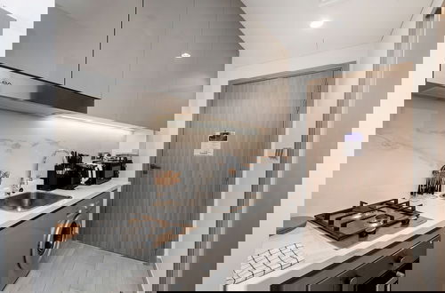 Foto 12 - New Stylish Studio in Azizi Riviera