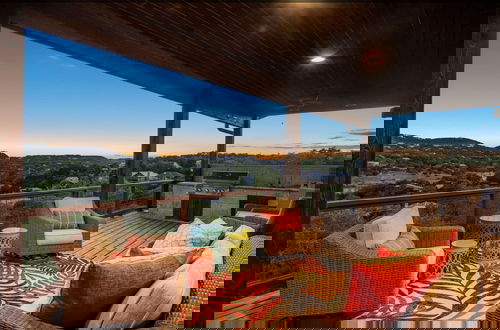 Foto 41 - Canyon Lakehouse Panoramic Lake Views With Firepit!
