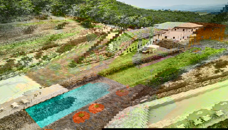 Foto 1 - Farmhouse in Chianti With Pool and Garden