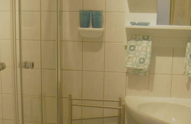 Nice Apartment Near Seabeach - Photo 8