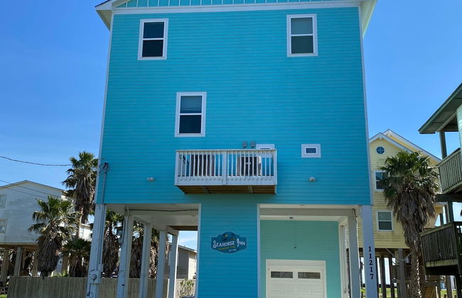 Beachside Paradise Retreat With Luxury - Photo 37