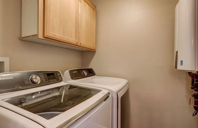 Paloma Place - 30+ Day Vacation Home - Photo 32