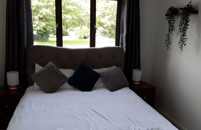 Impeccable 2-bed Apartment in Grays, London - Foto 13