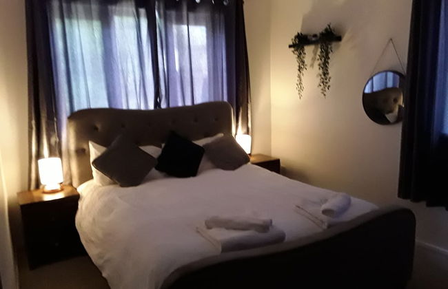 Impeccable 2-bed Apartment in Grays, London - Foto 15