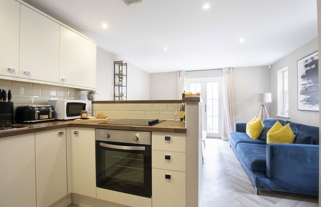 Elliot Oliver - 2 Bedroom Garden Apartment With Parking - Foto 8