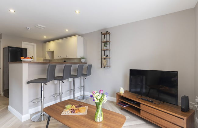 Elliot Oliver - 2 Bedroom Garden Apartment With Parking - Foto 13