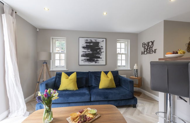 Elliot Oliver - 2 Bedroom Garden Apartment With Parking - Foto 1