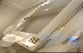 Photo 32 - Oaks Liwa Heights Suites