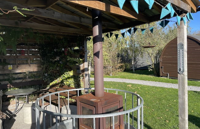 The Little Hide - Adult Only Camping Pods - Foto 66