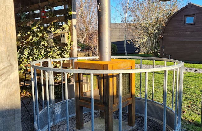 The Little Hide - Adult Only Camping Pods - Foto 65