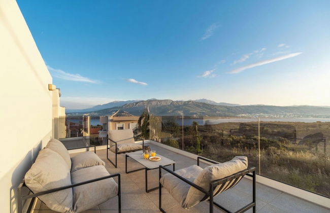 Villa Jarko - Photo 1