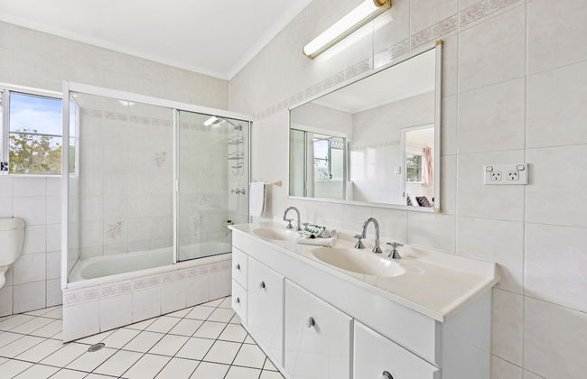 Koala Court Holiday Apartments - Foto 49