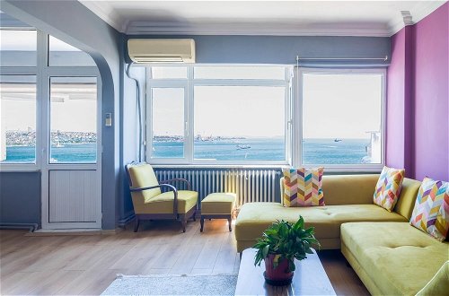 Photo 7 - Magnificent Sea View Flat 5 min to Istiklal Square