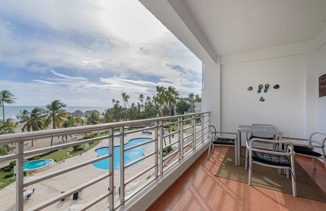 Beachfront Condo Costa del Sol Sleeps 6 - Foto 24