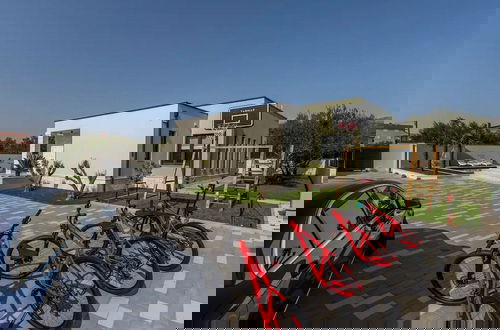 Photo 35 - Sophisticated Oasis Residence Villa With Pool