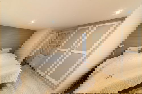 Foto 8 - Suave Holiday Home in Stavelot With Infrared Sauna