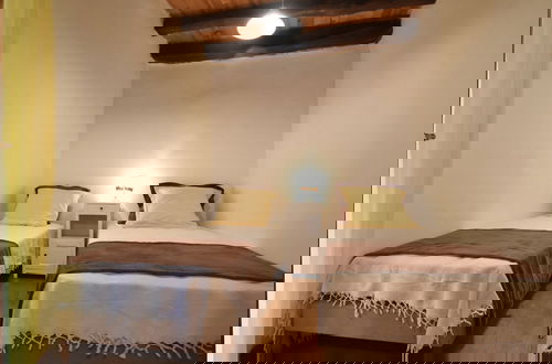 Foto 6 - Quaint Home in Berbiguieres, Valley of the Castles at 15min
