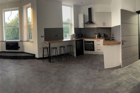 Photo 6 - Modern City Apartment in Manchester