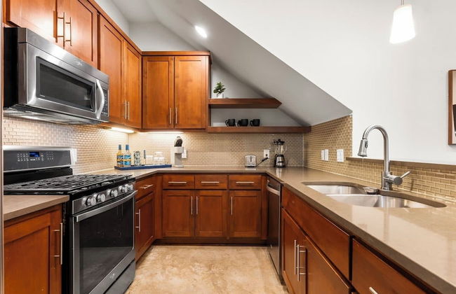 Chic & Homey 3BR Close to Downtown - Foto 9