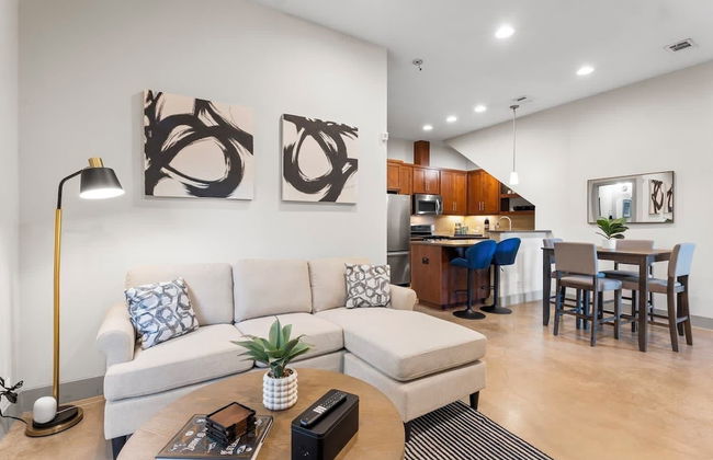 Chic & Homey 3BR Close to Downtown - Foto 13