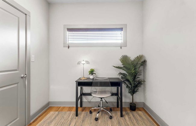 Chic & Homey 3BR Close to Downtown - Foto 14