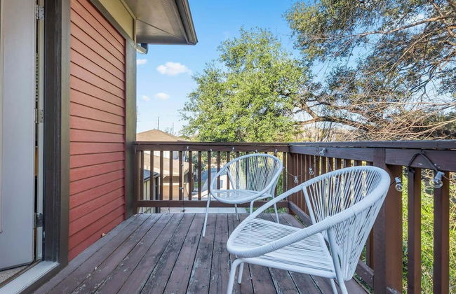 Chic & Homey 3BR Close to Downtown - Foto 24
