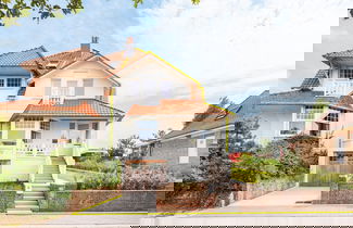 Foto 1 - Beautiful Villa With Garden